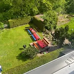 Sonniges Dachzimmer ホームステイ *