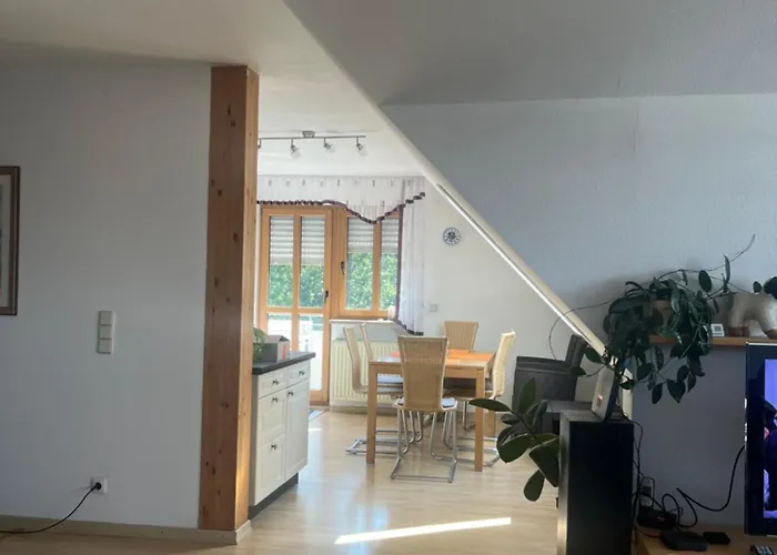 Ubytování v soukromí Sonniges Dachzimmer